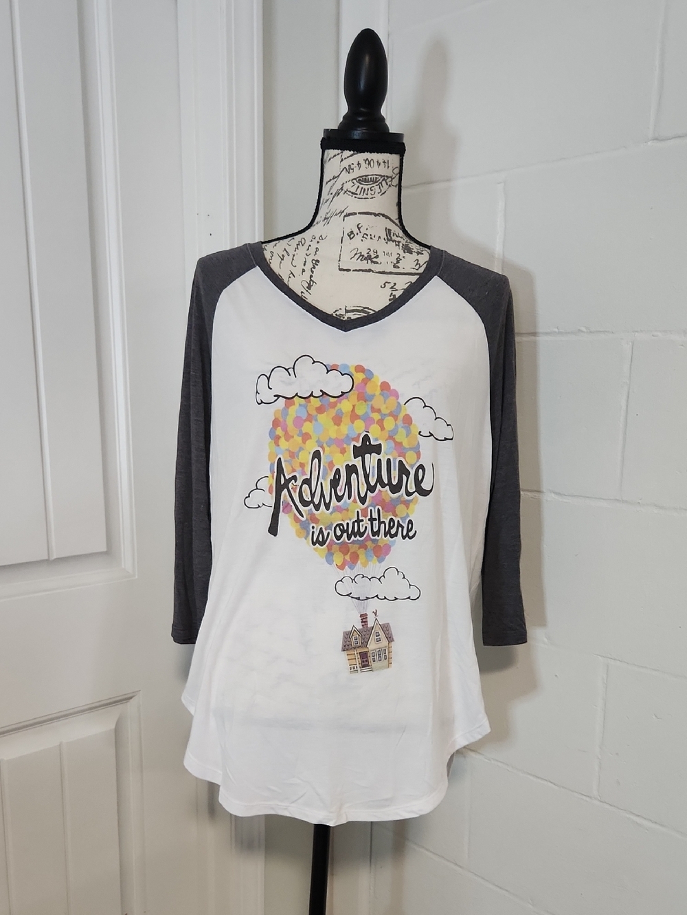 Disney UP Raglan Tee - Adventure is Out There XL NWOT